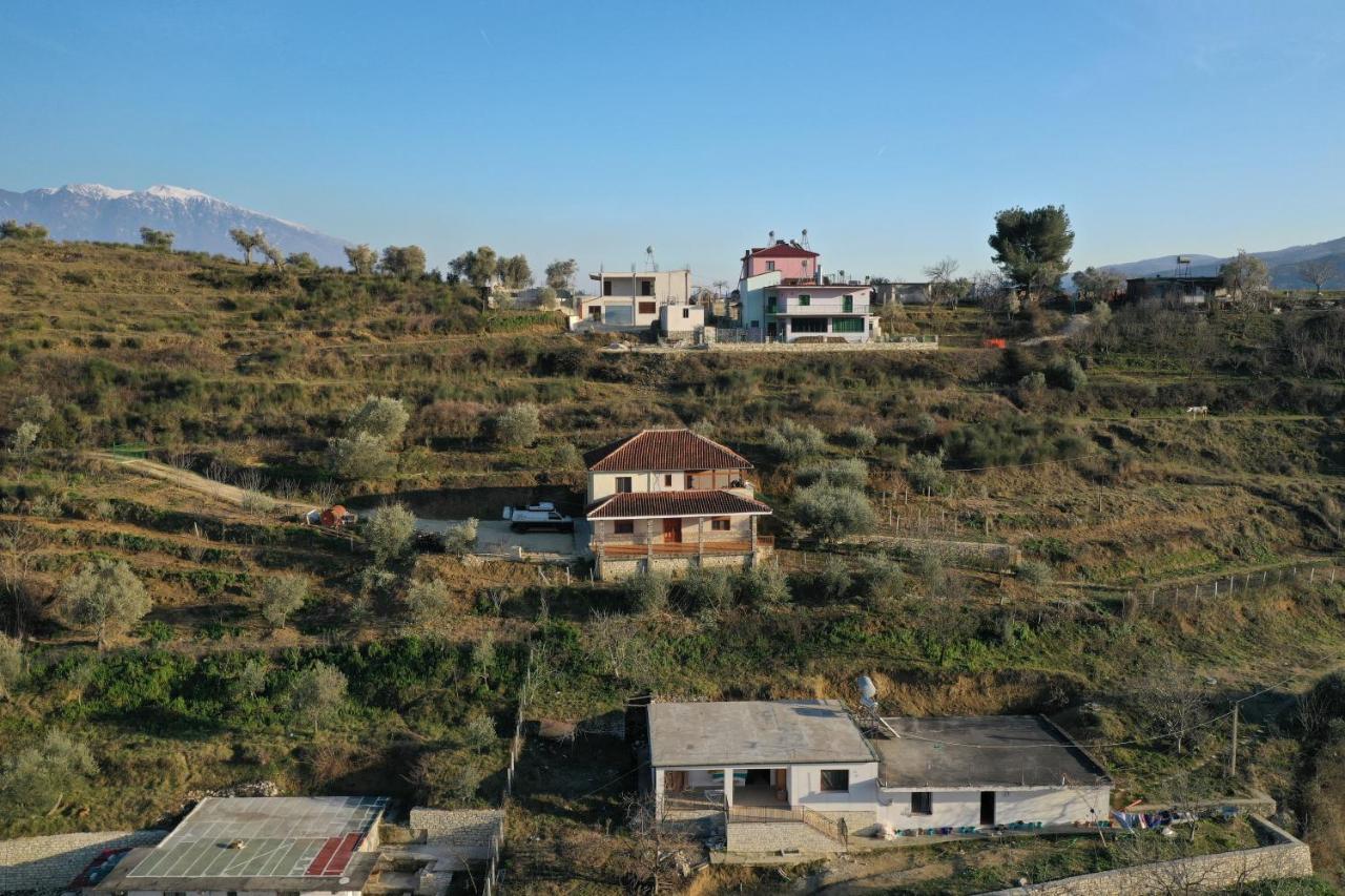 Pashollari * Berati